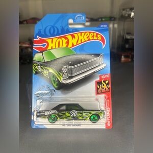 ⭐️Hotwheels ‘65 Ford Galaxie